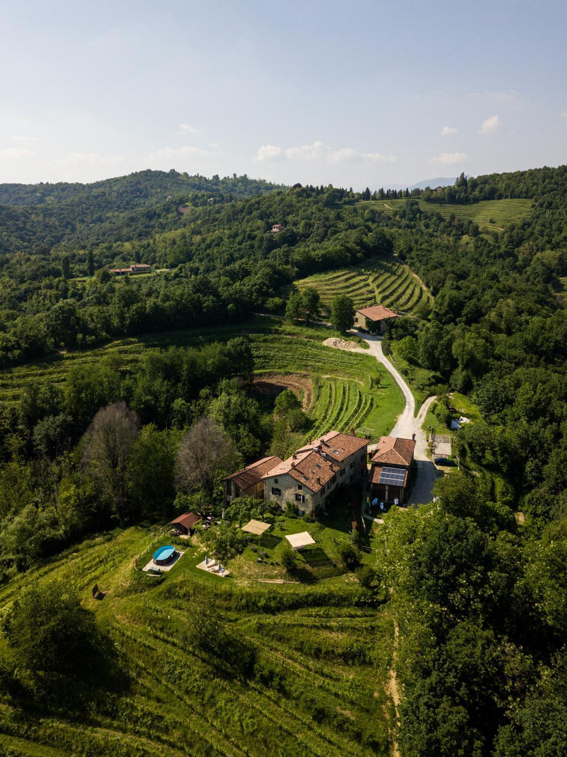 Agriturismo La Costa - Casa Vacanze Rovagnate Bagian luar foto