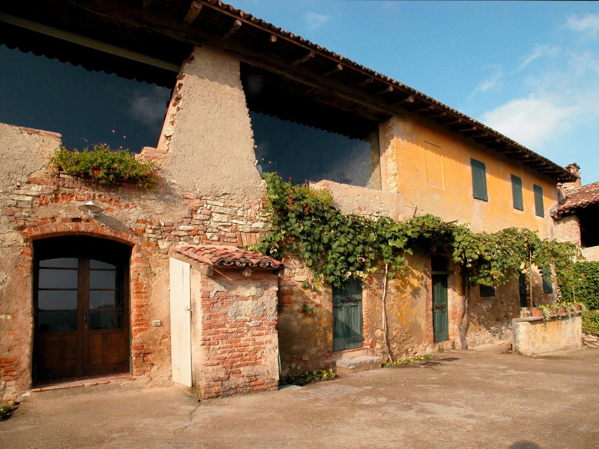 Agriturismo La Costa - Casa Vacanze Rovagnate Bagian luar foto