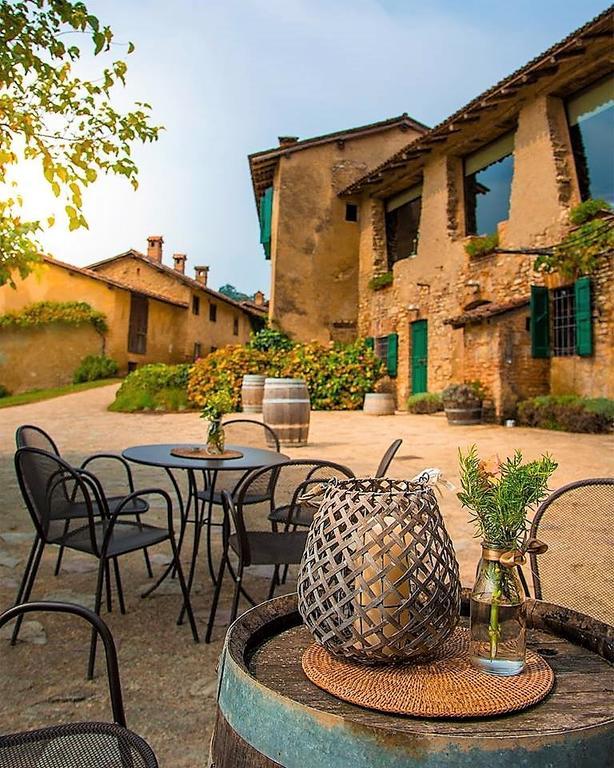 Agriturismo La Costa - Casa Vacanze Rovagnate Bagian luar foto