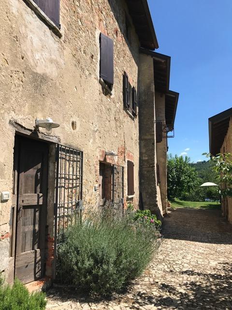 Agriturismo La Costa - Casa Vacanze Rovagnate Bagian luar foto